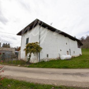 Ferme à restaurer