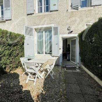 Studio en rez-de-jardin : Studio en rez-de-jardin