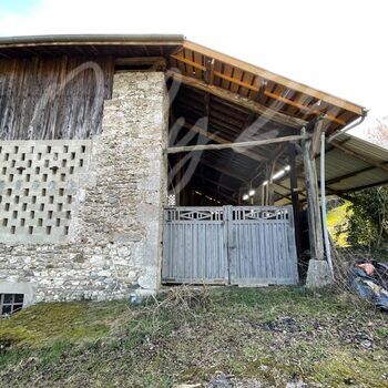 Corps de ferme avec travaux : Corps de ferme avec travaux
